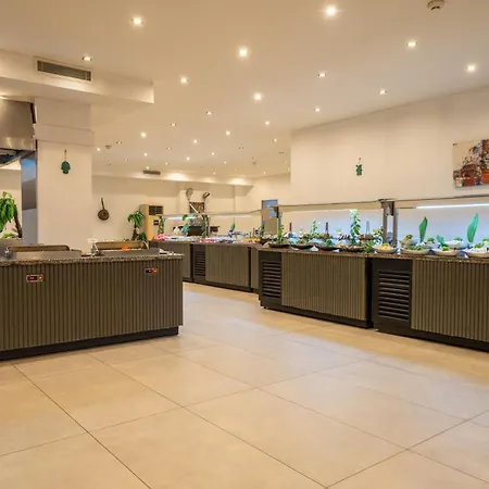 Seaside Club 3*