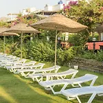 Seaside Club Hotel