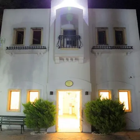 Seaside Club 3*