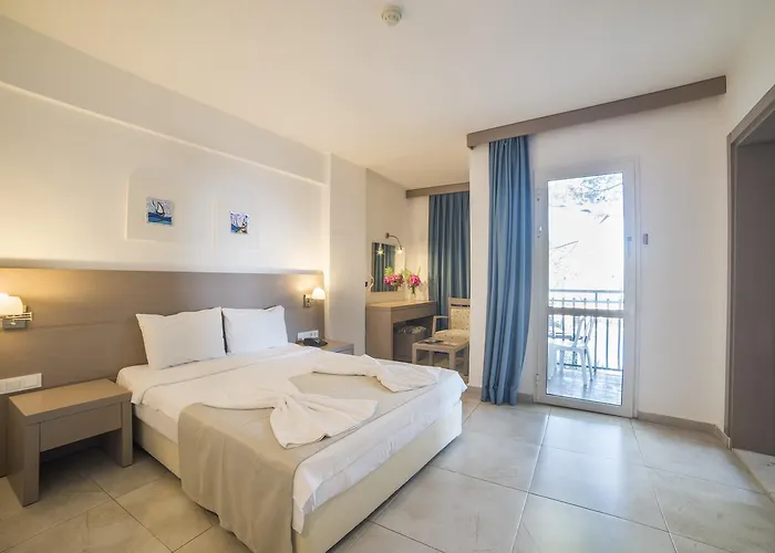 Seaside Club Hotel